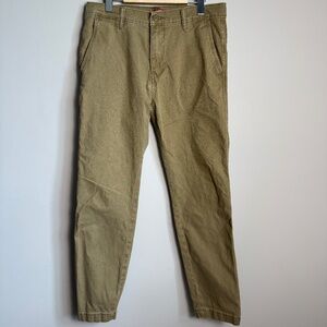 Levi's XX Chino Men's Standard Taper Casual Khaki Twill Pant Tan Size 32 Comfort